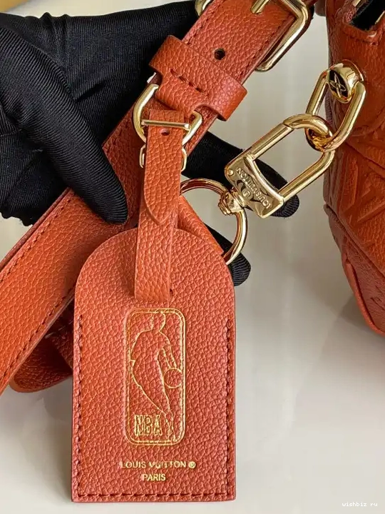 WIS IN BASKET VUITTON LOUIS LVXNBA BALL 0514